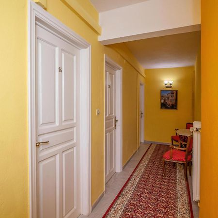 Byron Traditional Hotel Нафплион Экстерьер фото