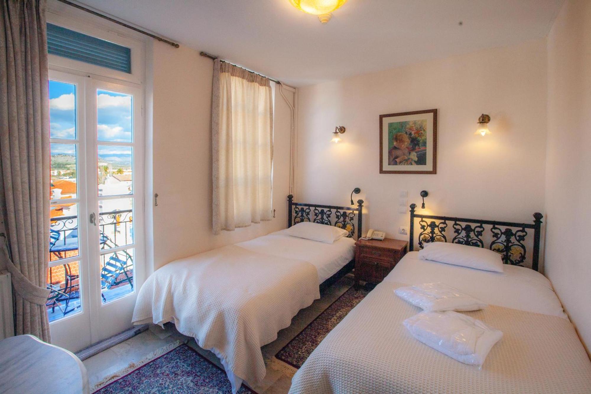 Byron Traditional Hotel Нафплион Номер фото