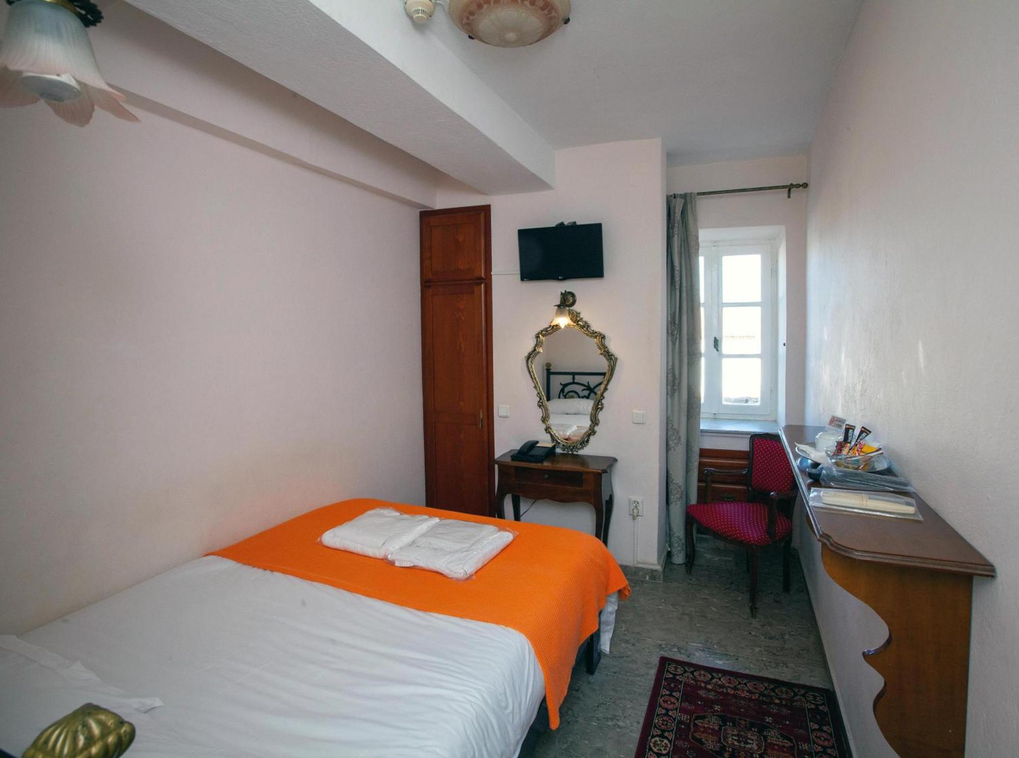 Byron Traditional Hotel Нафплион Номер фото